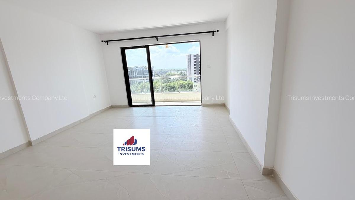 4 Bed Apartment with En Suite in Spring Valley - 13