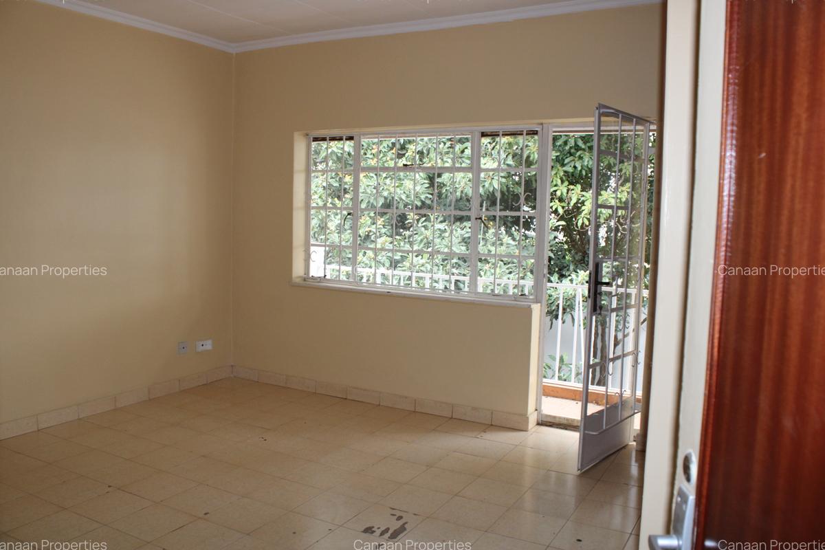 4 Bed Townhouse with Staff Quarters in Kileleshwa - 4