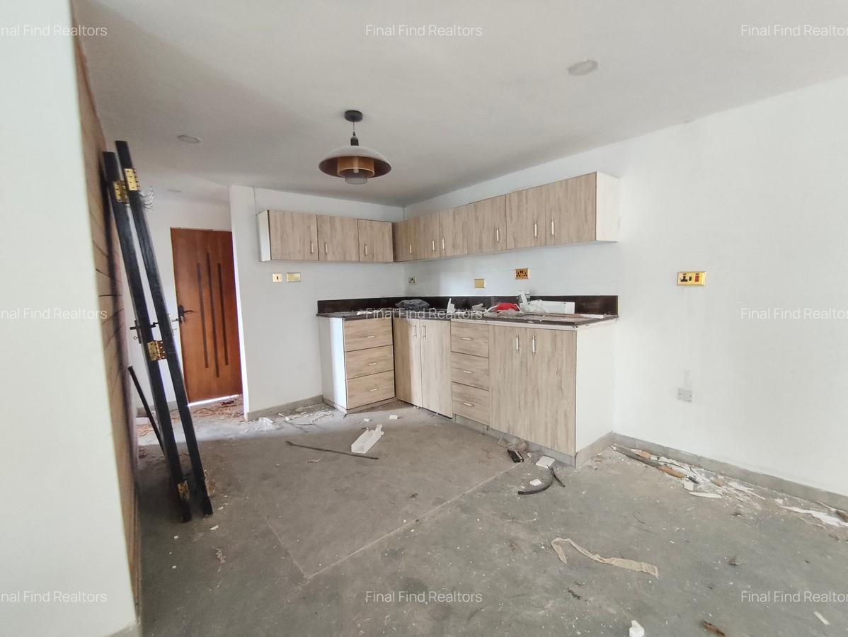 3 Bed House with En Suite in Spring Valley - 15