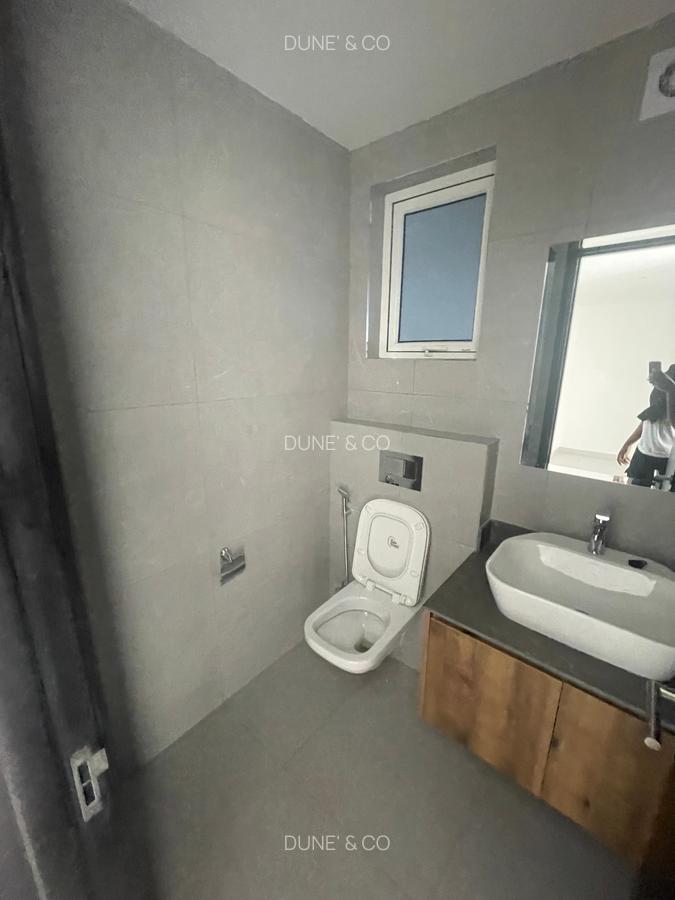 2 Bed Apartment with En Suite in Westlands Area - 11