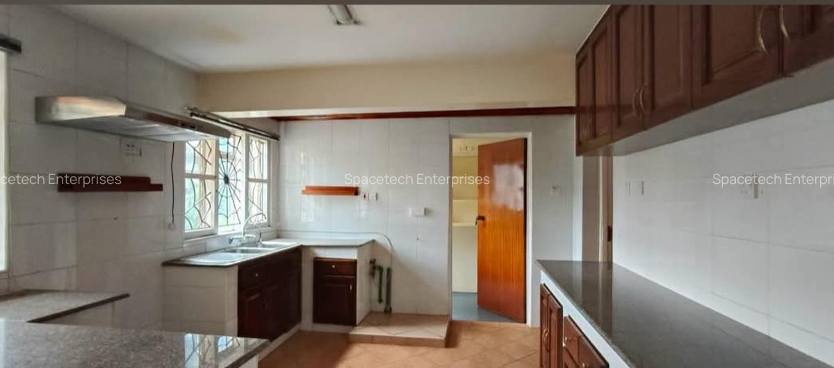 5 Bed House with Staff Quarters in Nyari - 20