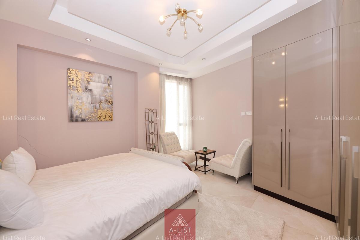 3 Bed Apartment with Swimming Pool at Riverside Drive - 12