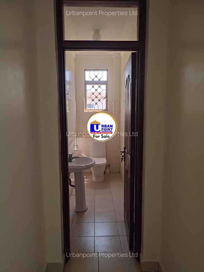 2 Bed Apartment with En Suite at Greenwood - 3
