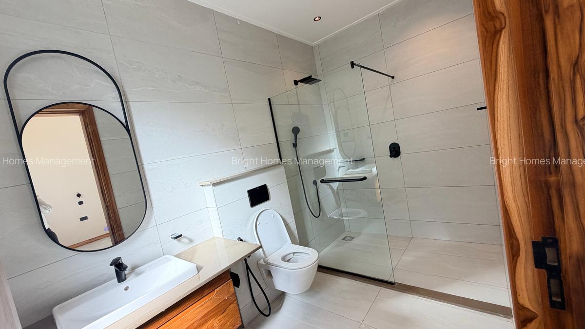 4 Bed Apartment with En Suite in Loresho - 15