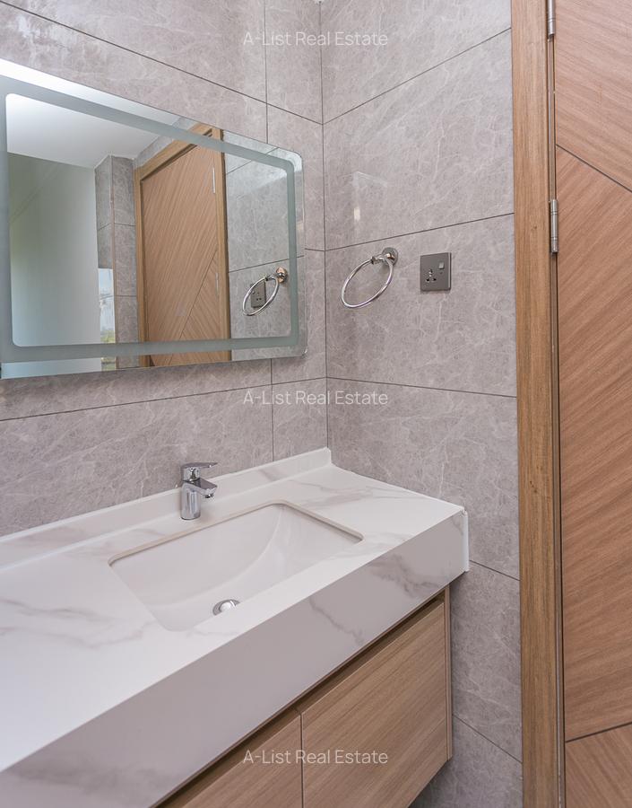 3 Bed Apartment with Swimming Pool at Riverside Lane West - 17