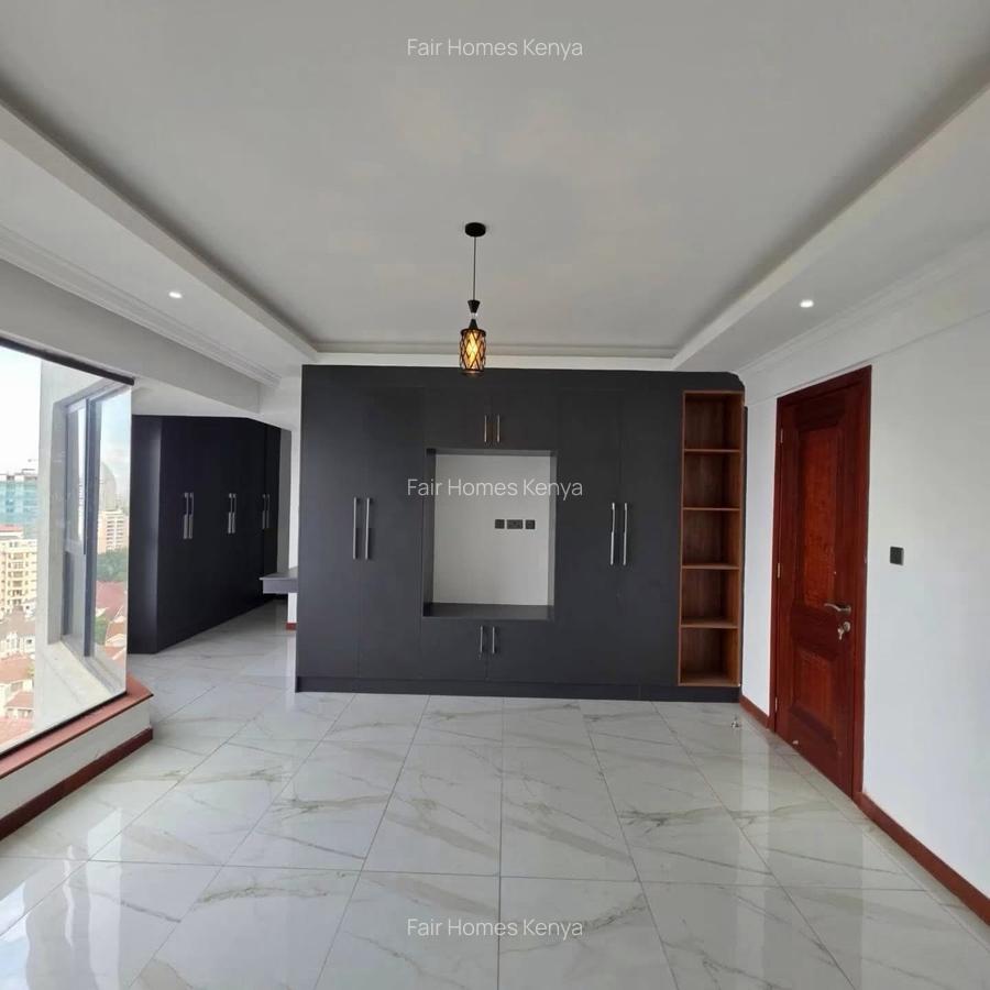 3 Bed Apartment with En Suite at Othaya Road - 11