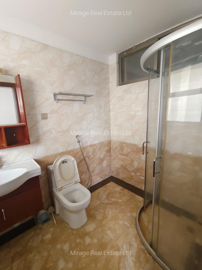 3 Bed Apartment with Swimming Pool in Kilimani - 11