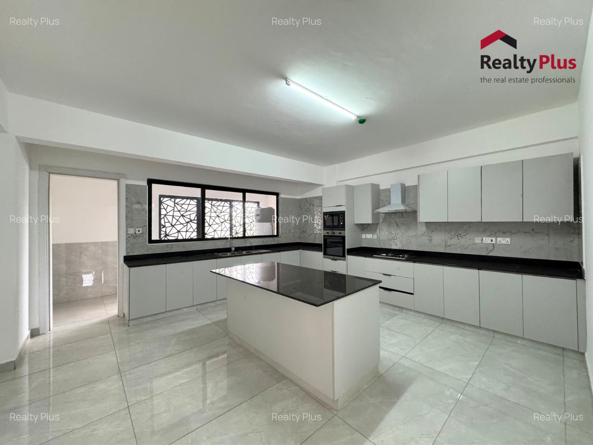4 Bed Apartment with En Suite at General Mathenge - 11