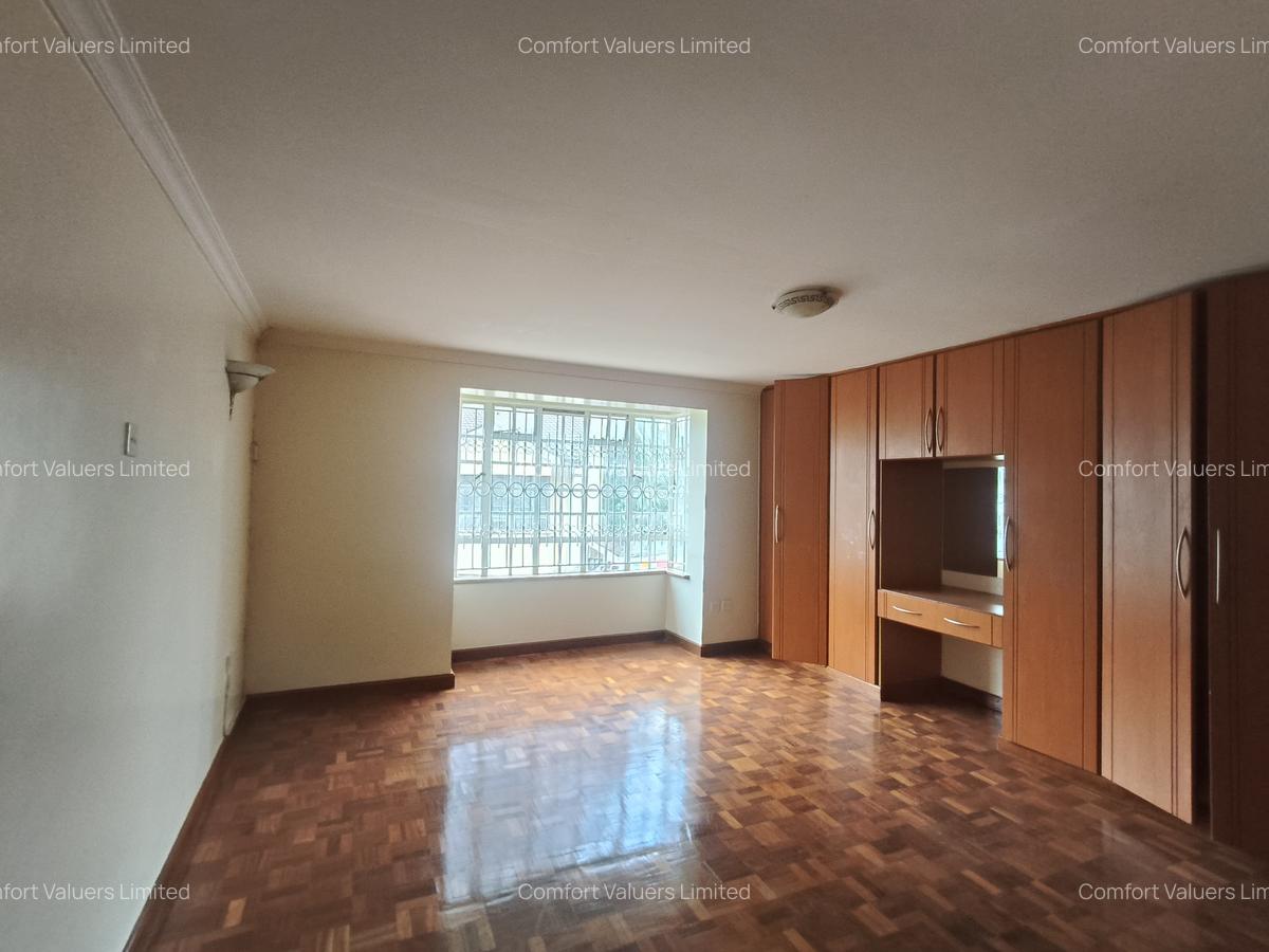 5 Bed House with En Suite in Kileleshwa - 2