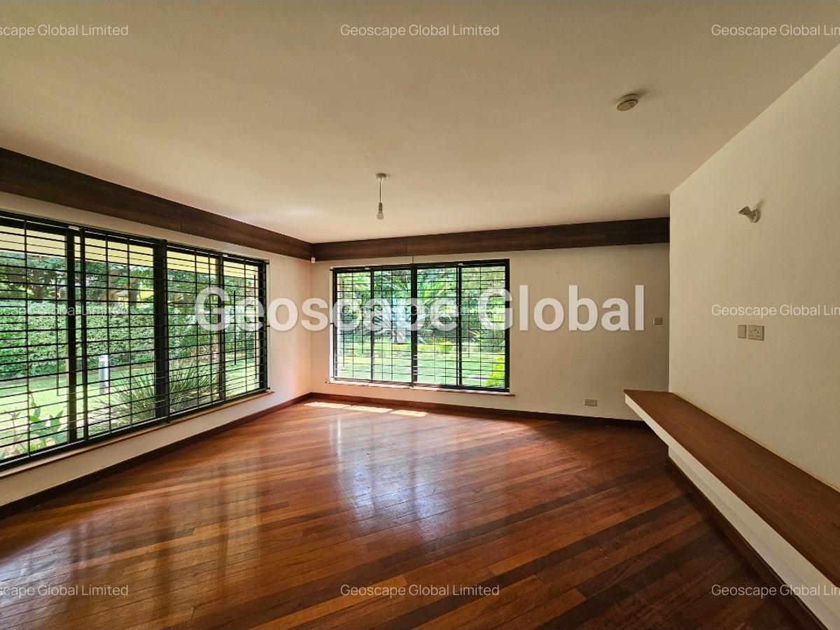 4 Bed House with En Suite in Runda - 6