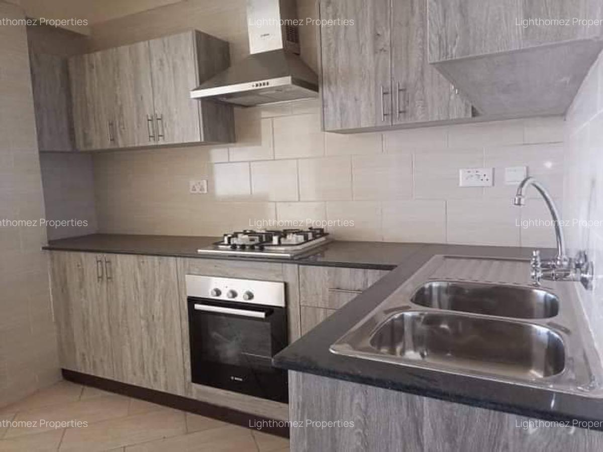 2 Bed Apartment with En Suite in Mountain View - 8