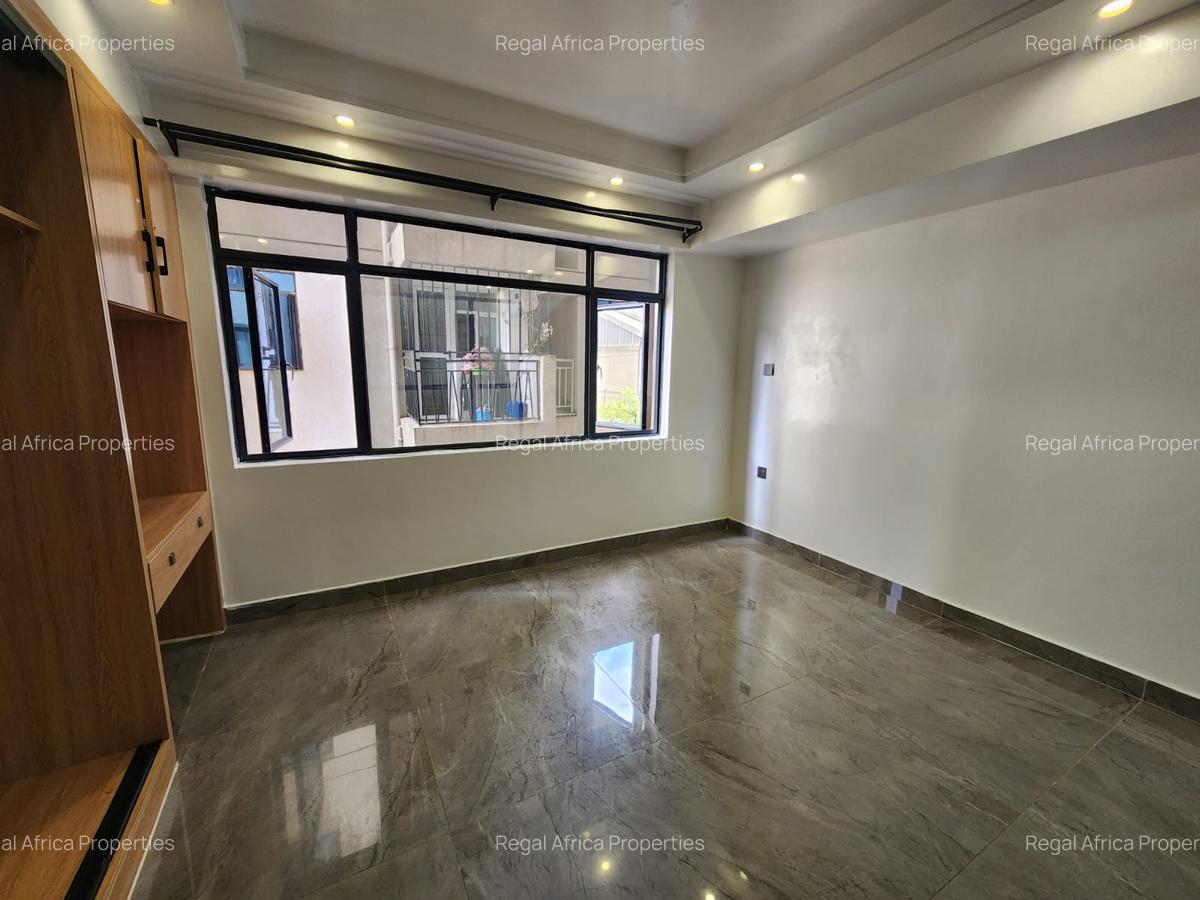 1 Bed Apartment with Gym at Kindaruma Rd - 9