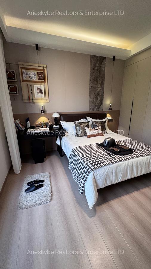 Serviced 3 Bed Apartment with En Suite in Westlands Area - 13