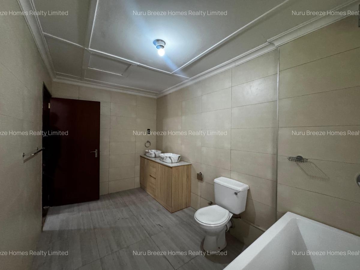 5 Bed Townhouse with En Suite in Rosslyn - 16