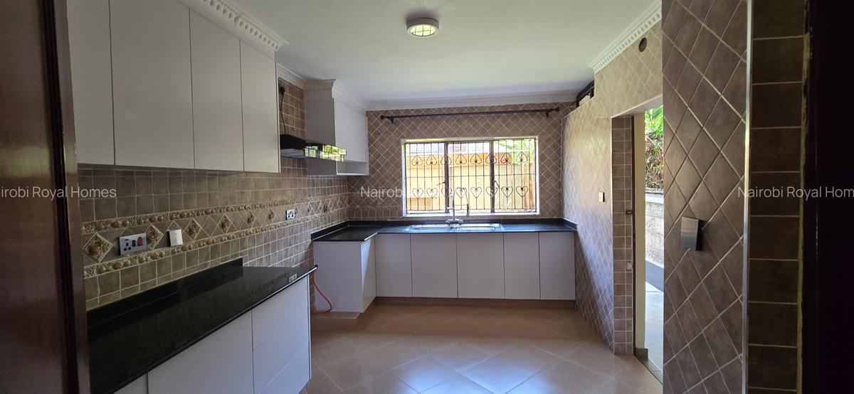 4 Bed Townhouse with En Suite at Riara Road 66 - 8