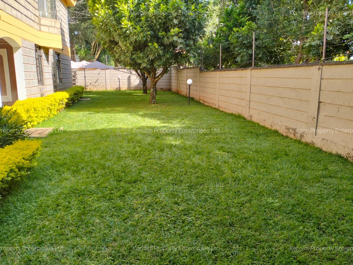 4 Bed Townhouse with En Suite in Lavington - 1