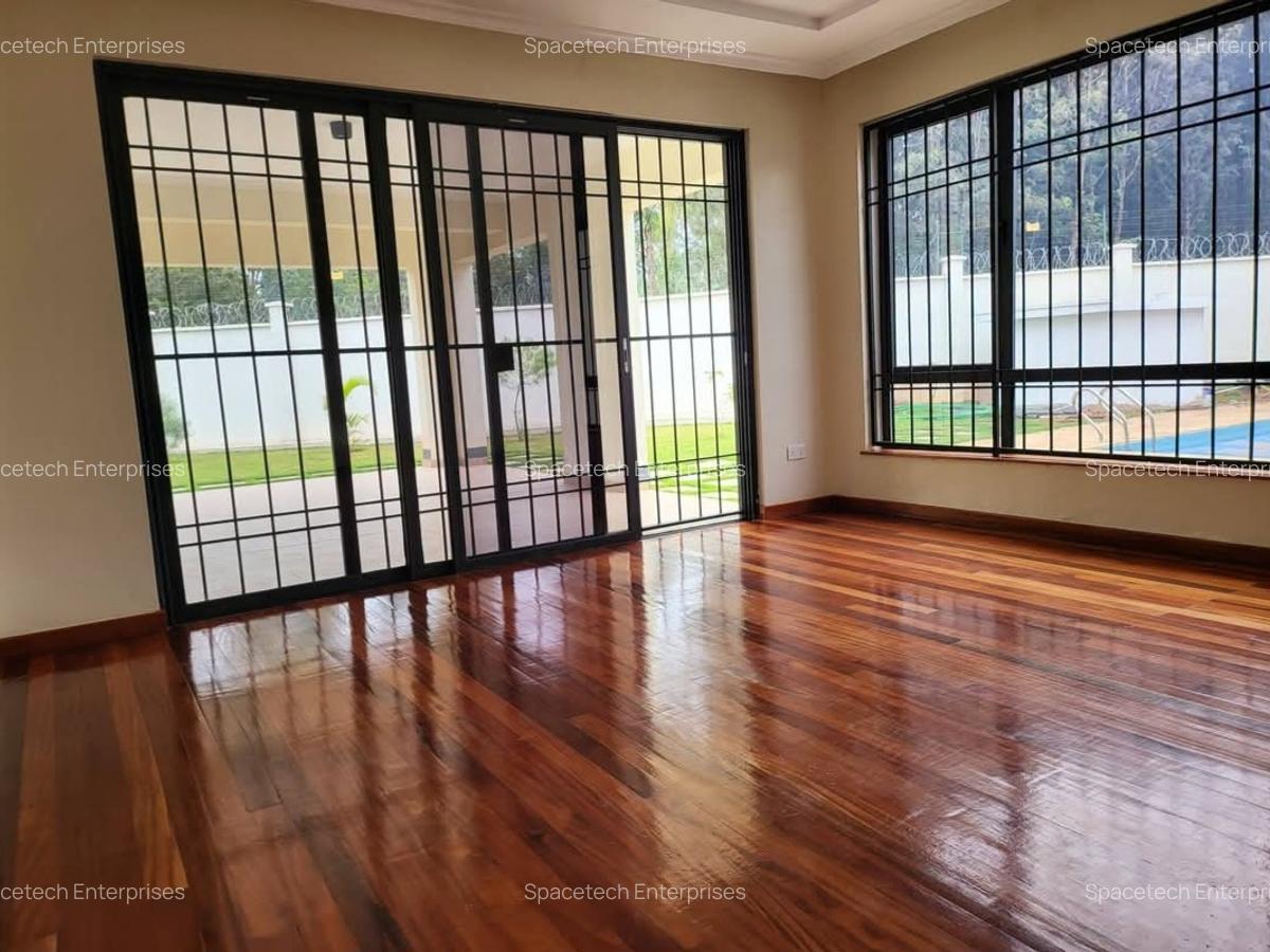 5 Bed House with En Suite in Loresho - 7