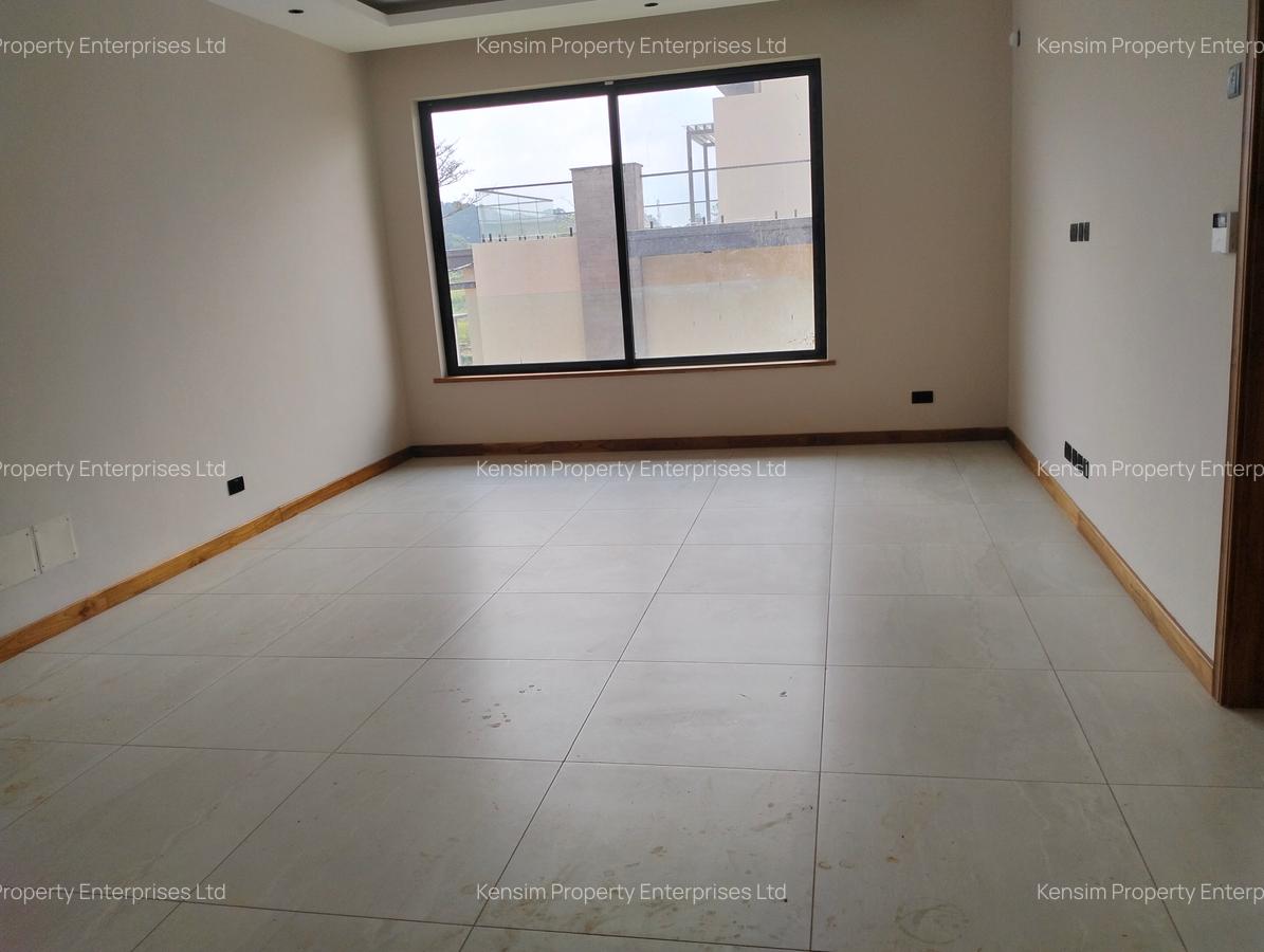 4 Bed Townhouse with En Suite in Loresho - 14