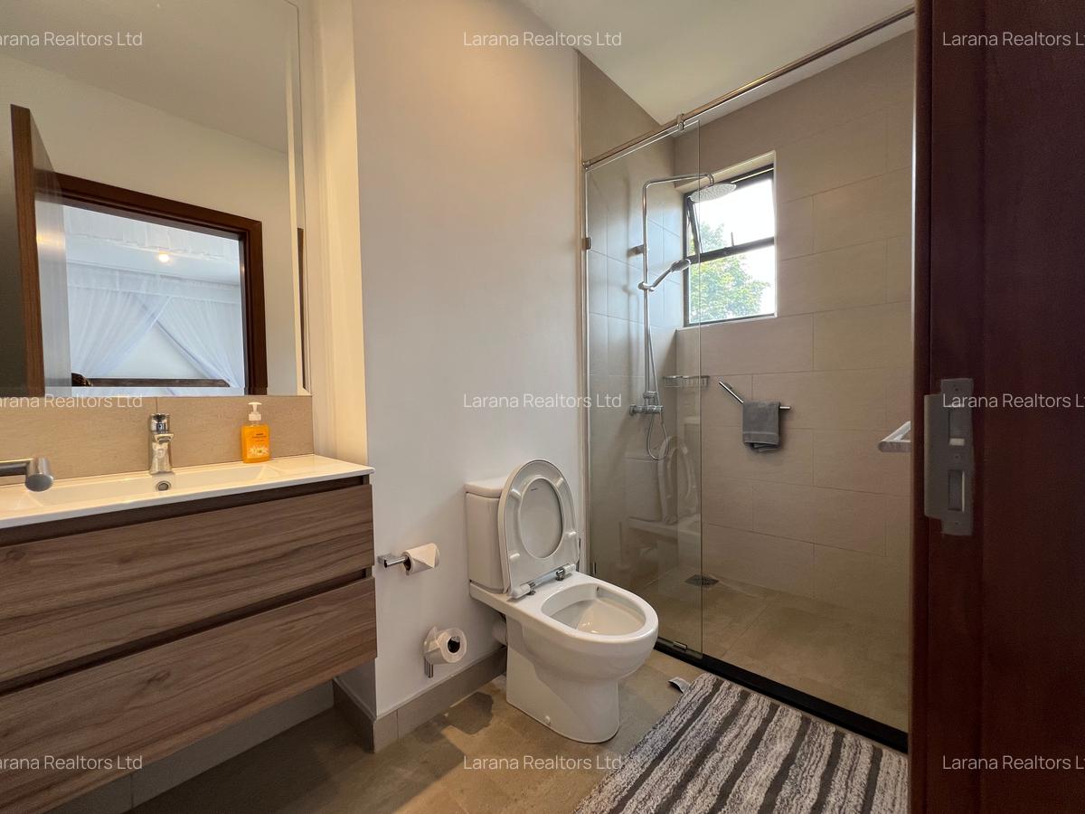 Furnished 4 Bed Apartment with En Suite at Two Rivers - 11
