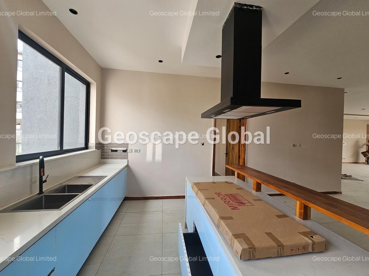 4 Bed Apartment with En Suite in Westlands Area - 8