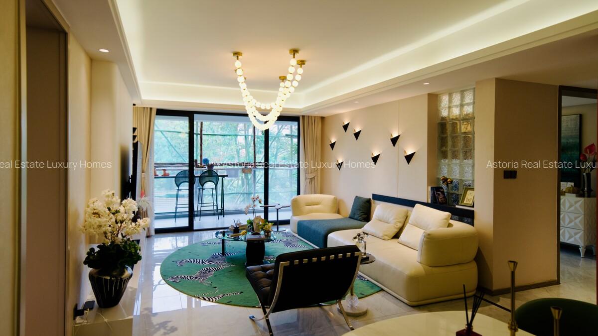 4 Bed Apartment with En Suite at 2026-410 - 4