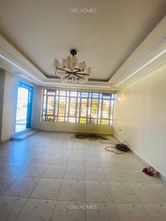 5 Bed Townhouse with En Suite at Mugutha - 5