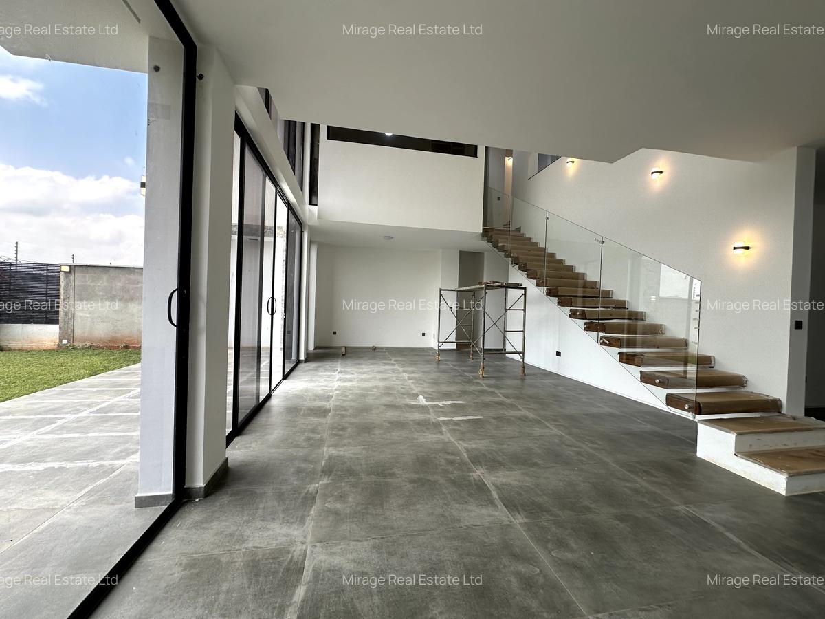 4 Bed Villa with Staff Quarters in Runda - 11