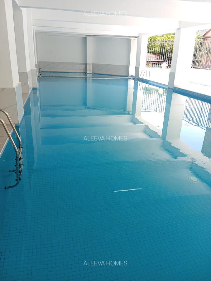 2 Bed Apartment with En Suite in Lavington - 2