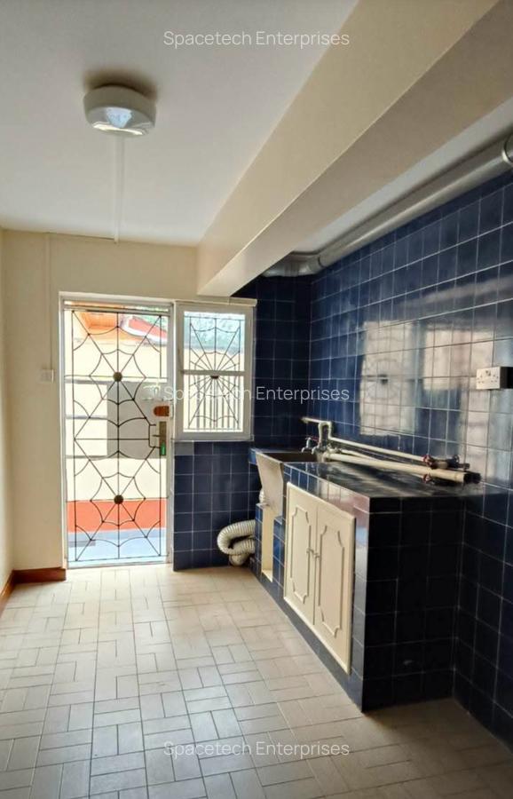 5 Bed House with Staff Quarters in Nyari - 18