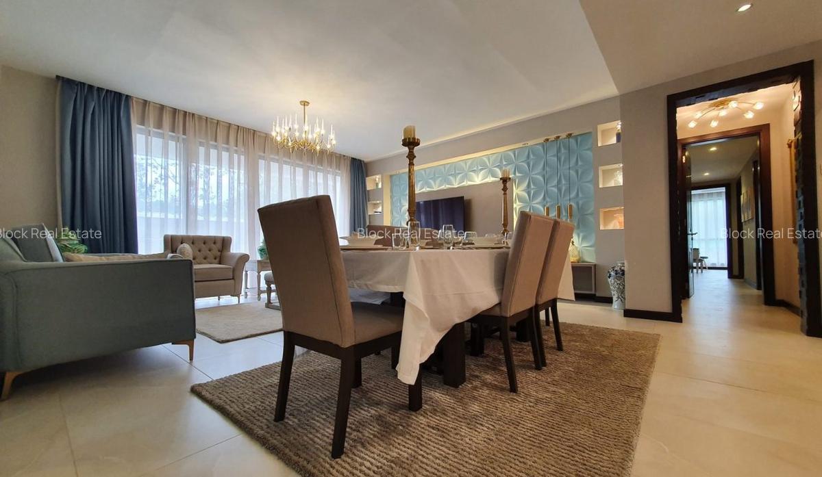 3 Bed Apartment with En Suite in Riverside - 3
