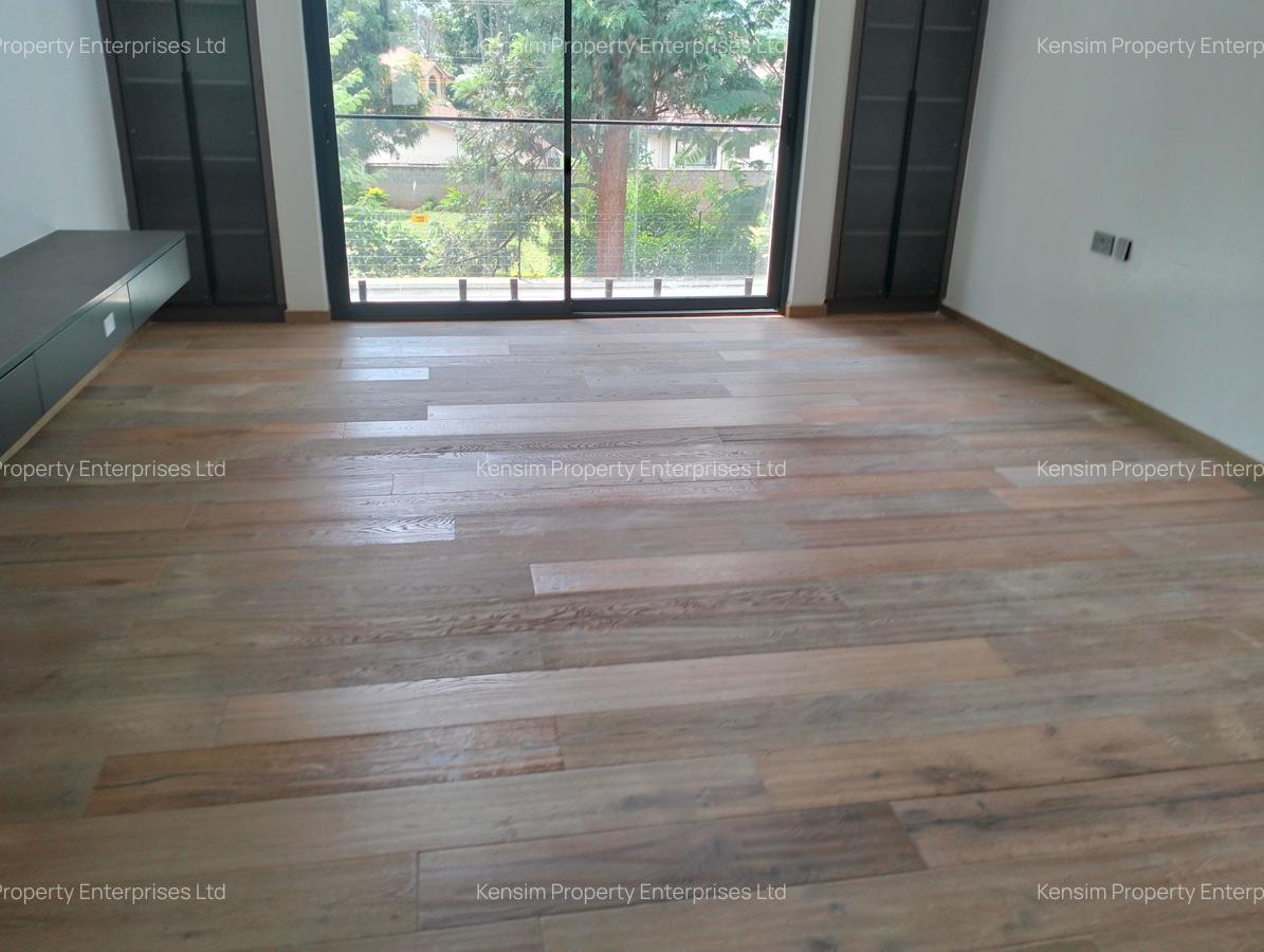 4 Bed Townhouse with En Suite in Runda - 2