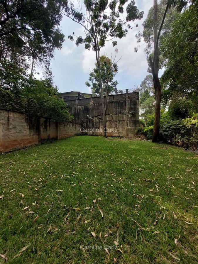 4 Bed Townhouse with En Suite at Brookside Drive - 12