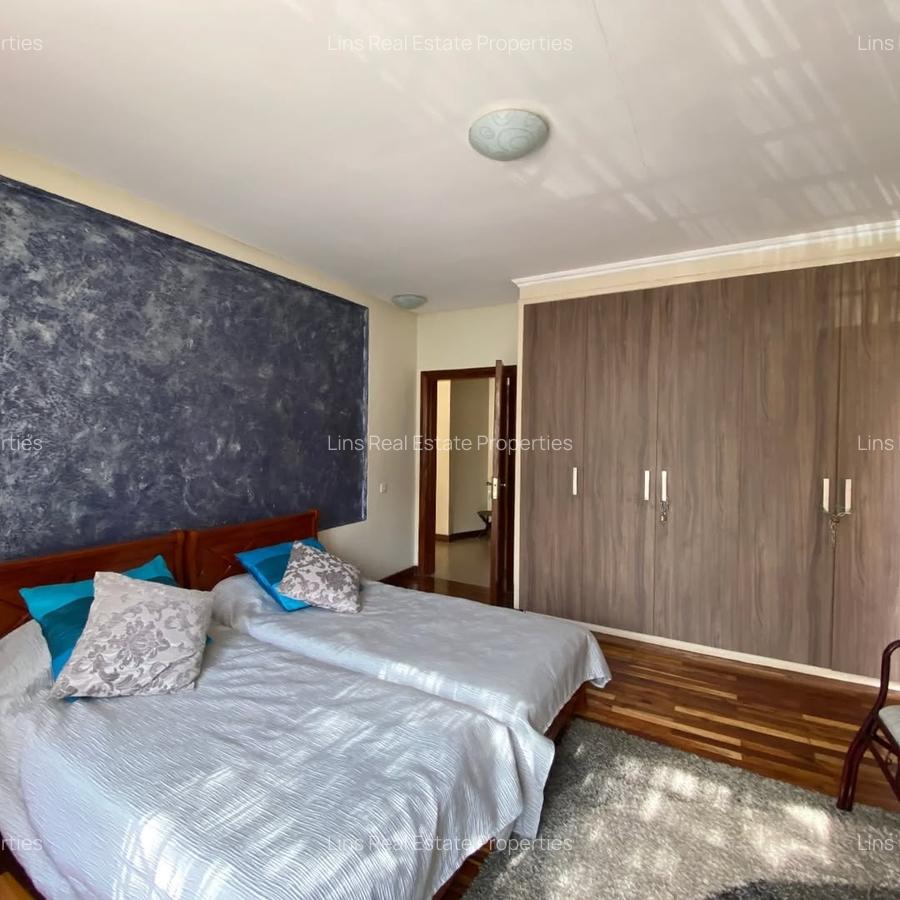 4 Bed Townhouse with En Suite in Westlands Area - 10