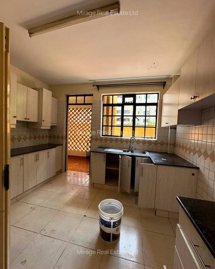 3 Bed Apartment with Swimming Pool in Rhapta Road - 5