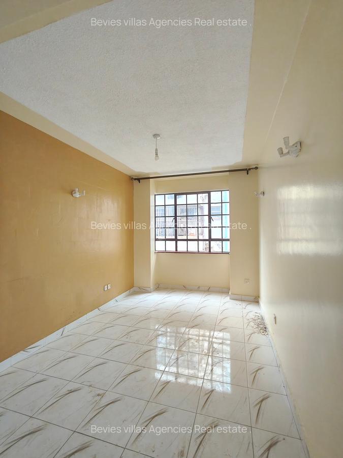 3 Bed Apartment with En Suite at Parklands - 2