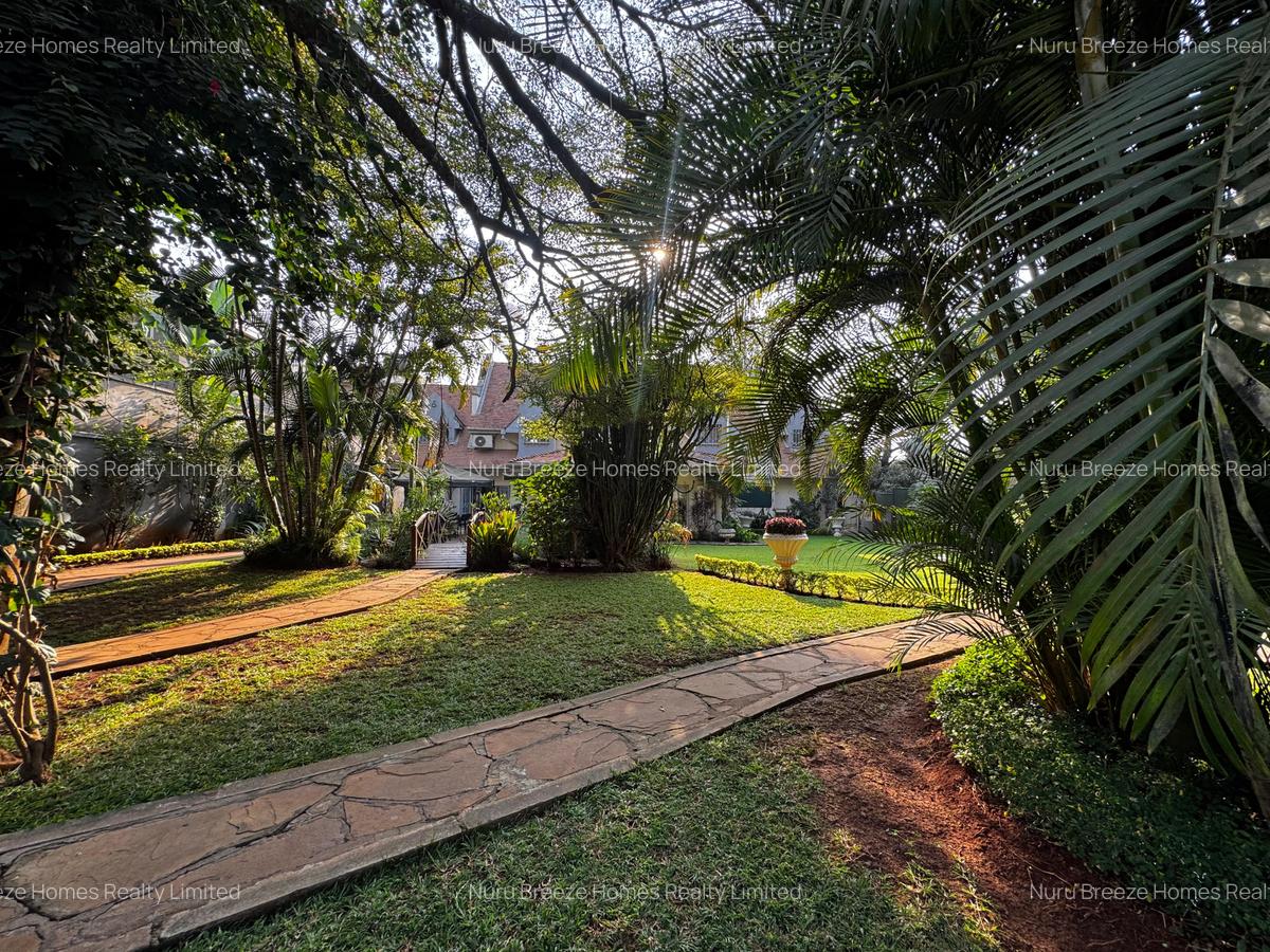 5 Bed House with En Suite in Thigiri - 9