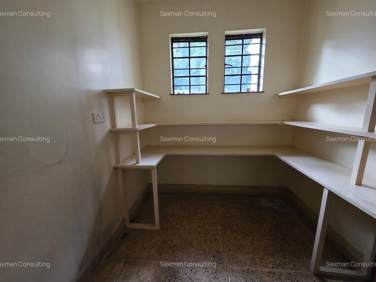 5 Bed House with Staff Quarters in Runda - 10