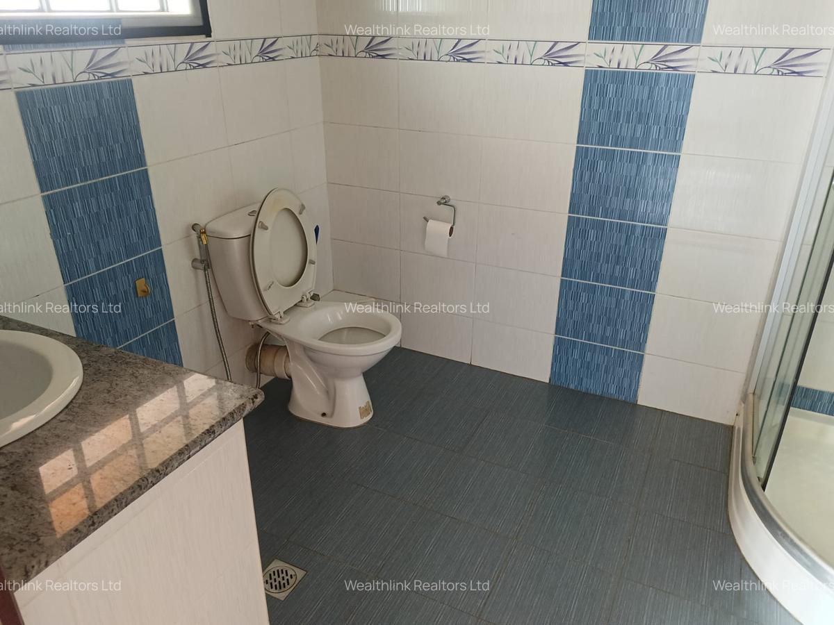 4 Bed House with En Suite at Runda - 15
