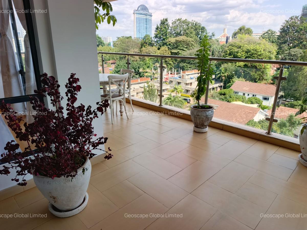 Serviced 3 Bed Apartment with En Suite in Brookside - 4