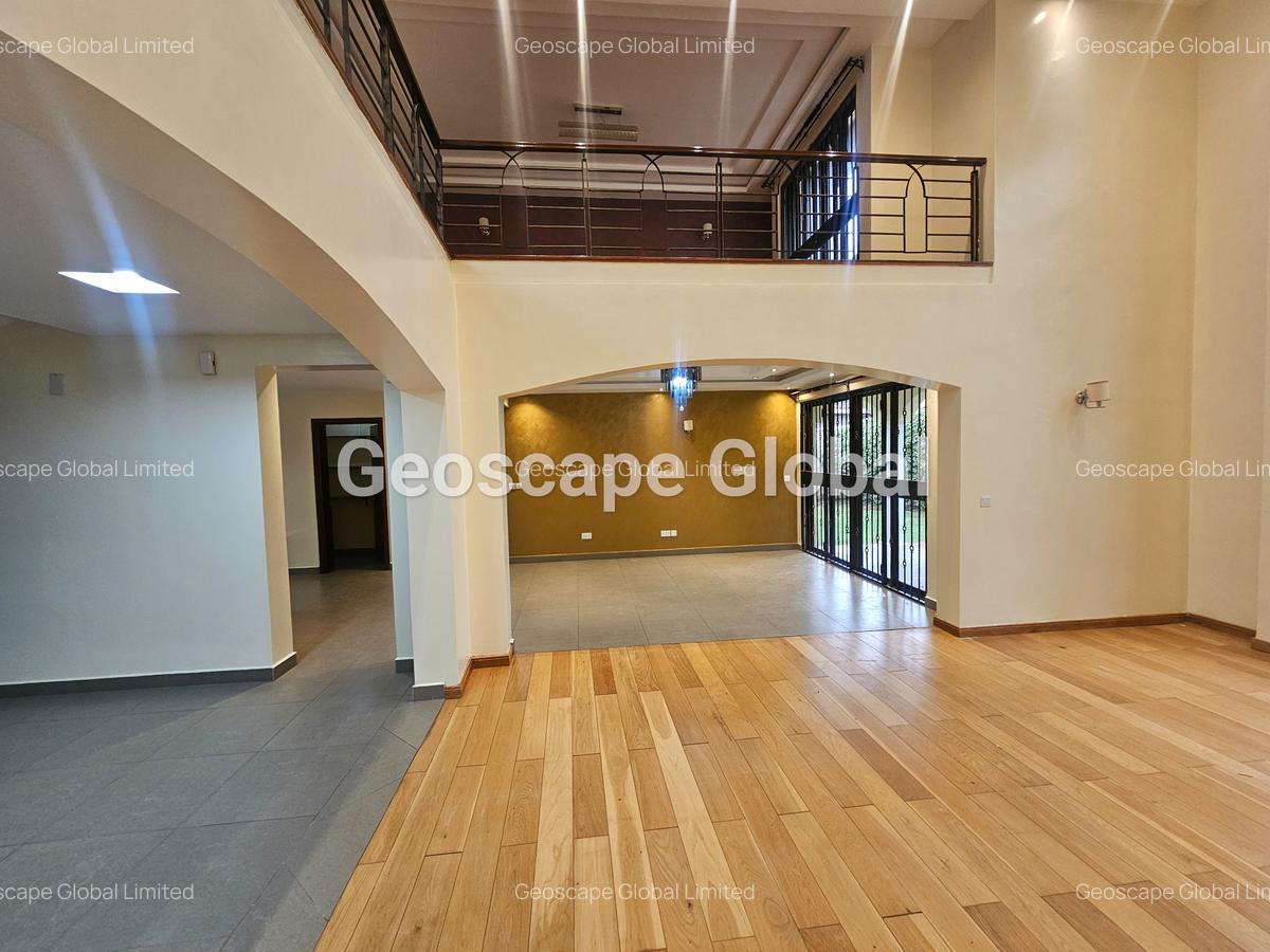 5 Bed Townhouse with En Suite in Lavington - 14