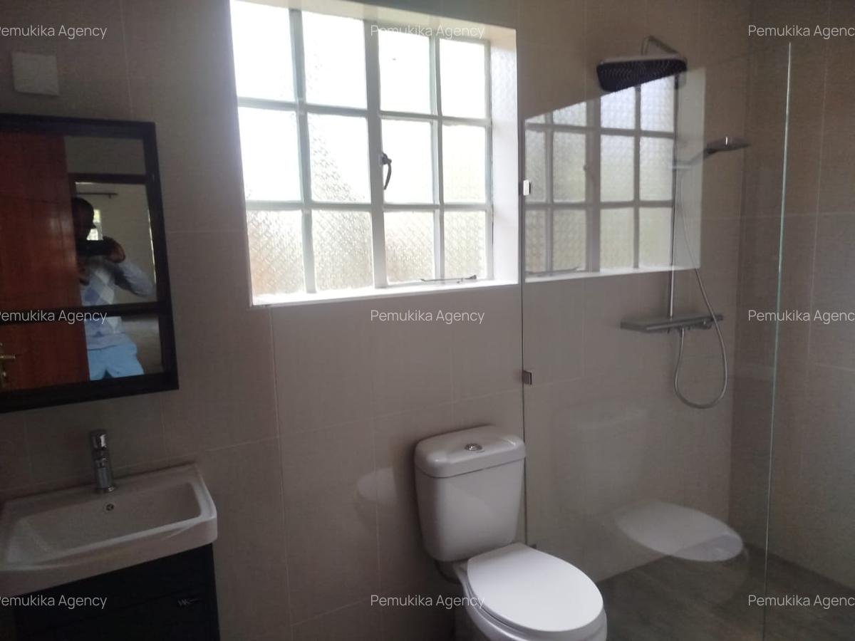 2 Bed Townhouse with En Suite in Karen - 3