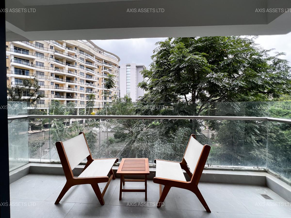 1 Bed Apartment with Swimming Pool at George Padmore - 14