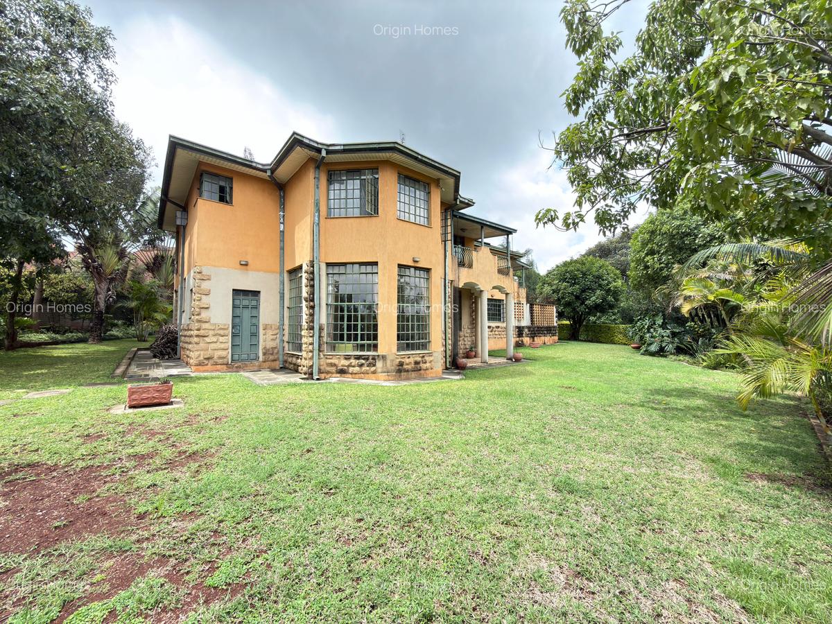 5 Bed House with En Suite at Miotoni - 2
