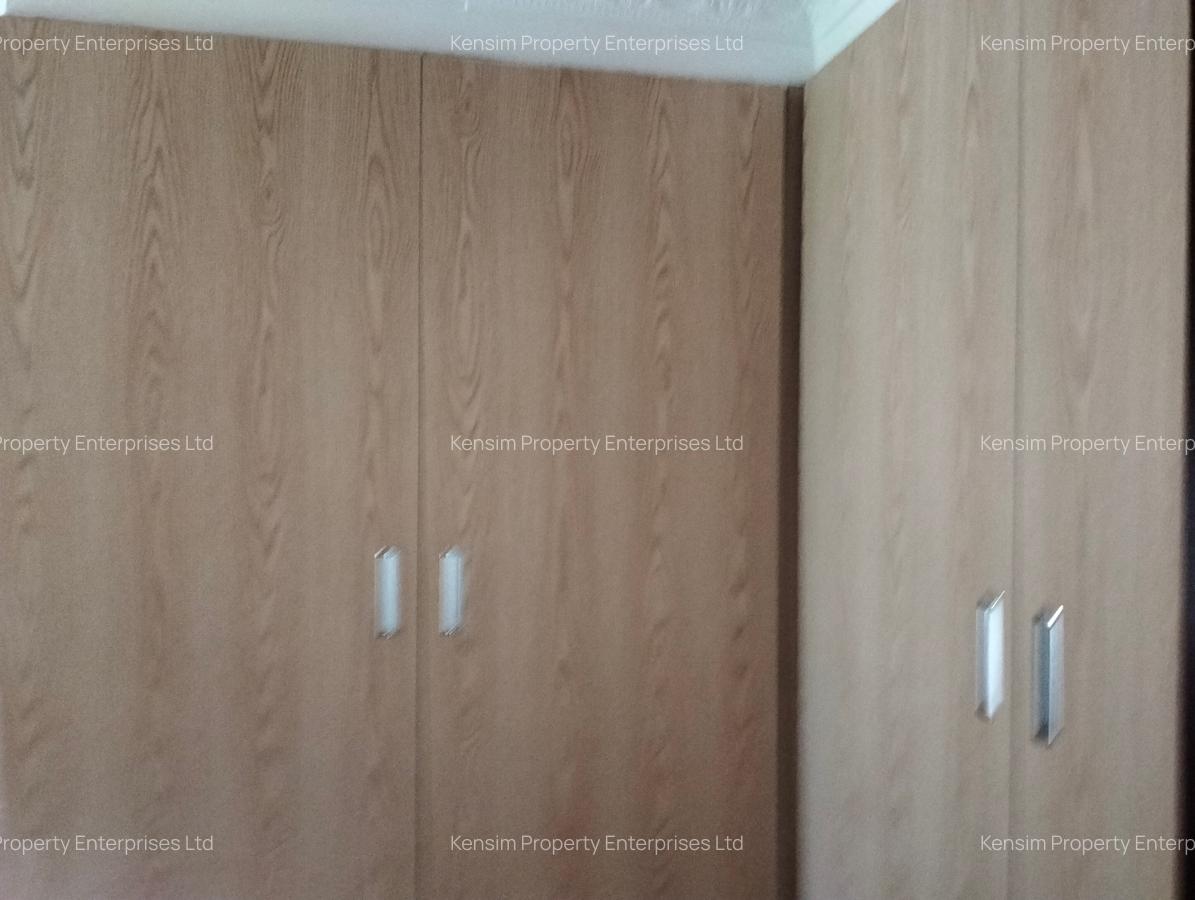5 Bed Townhouse with En Suite in Runda - 18