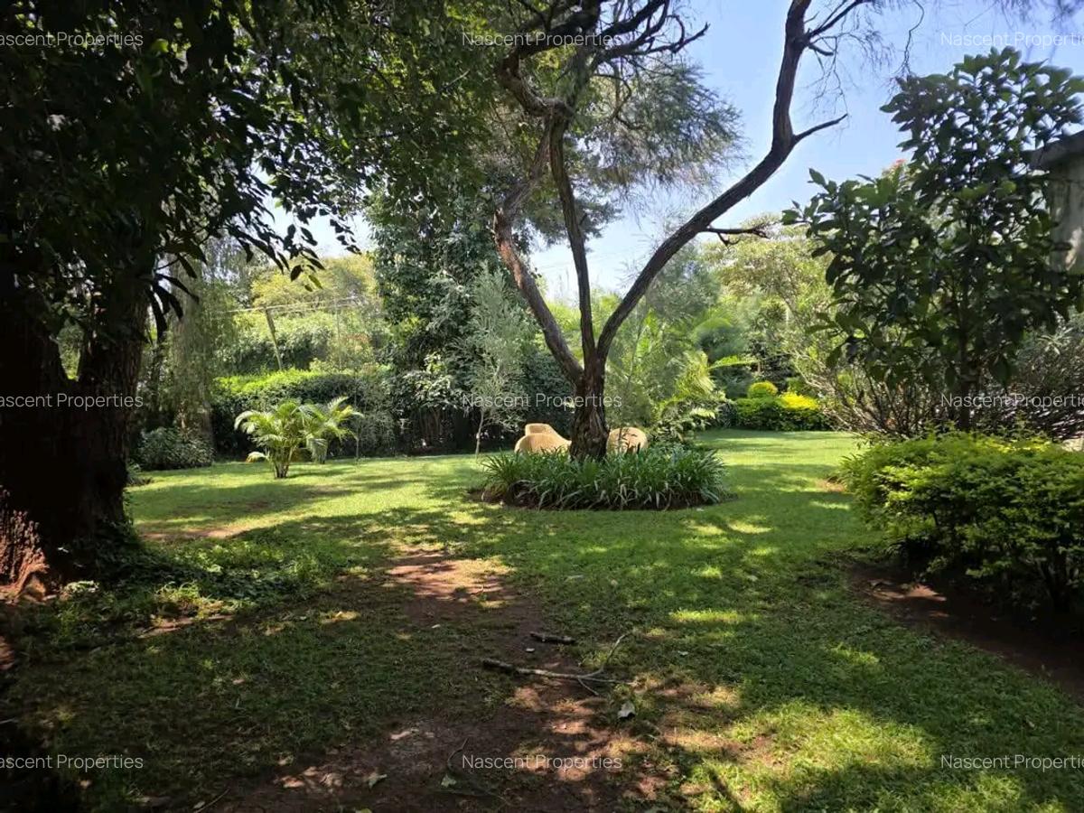 4 Bed House with En Suite at Loresho - 2