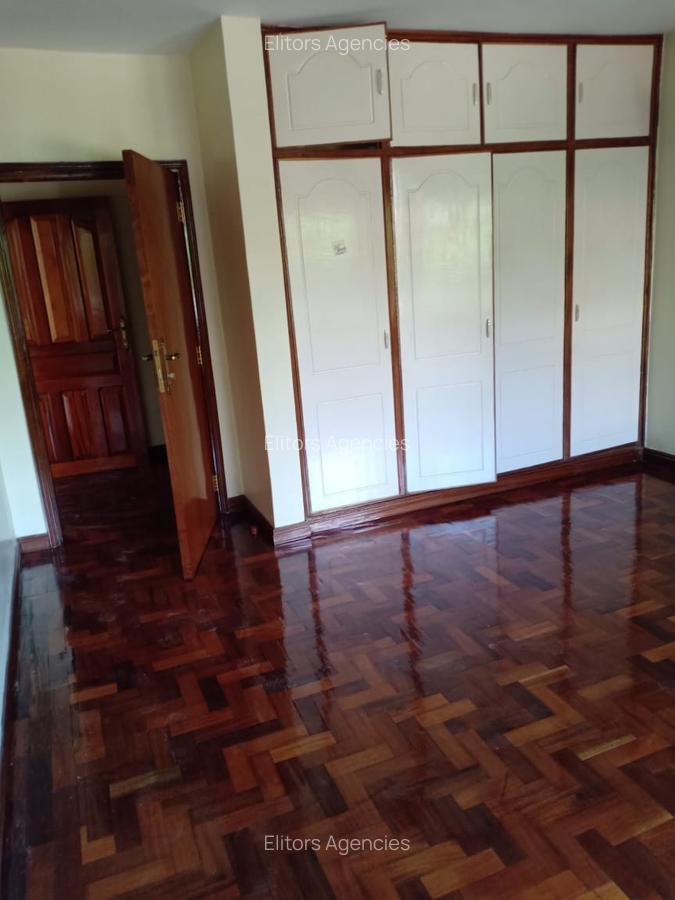 5 Bed Townhouse with En Suite at New Kitisuru Estate - 13
