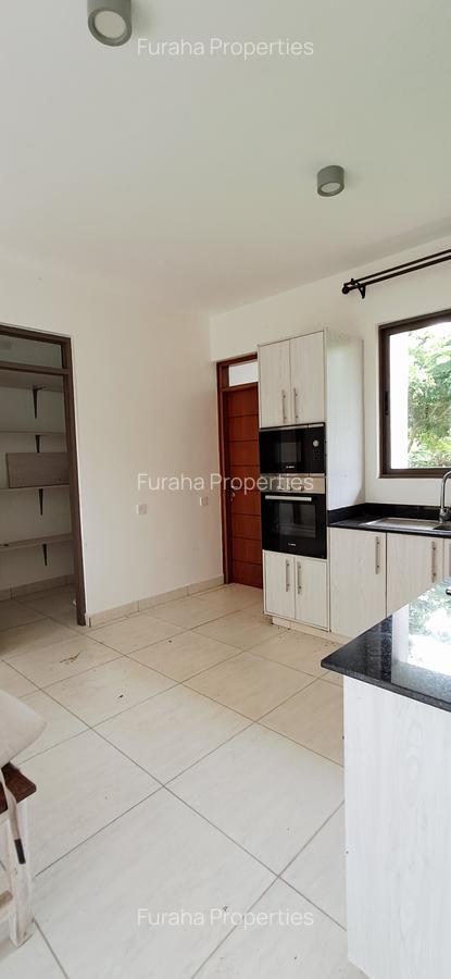3 Bed Townhouse with En Suite at Vipingo - 6