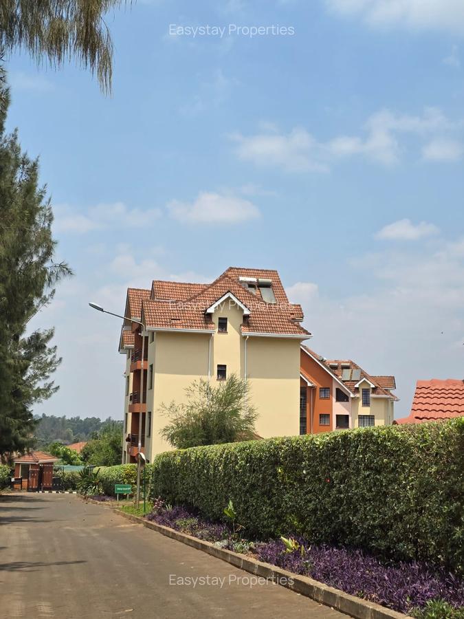 2 Bed Apartment in Ridgeways - 2