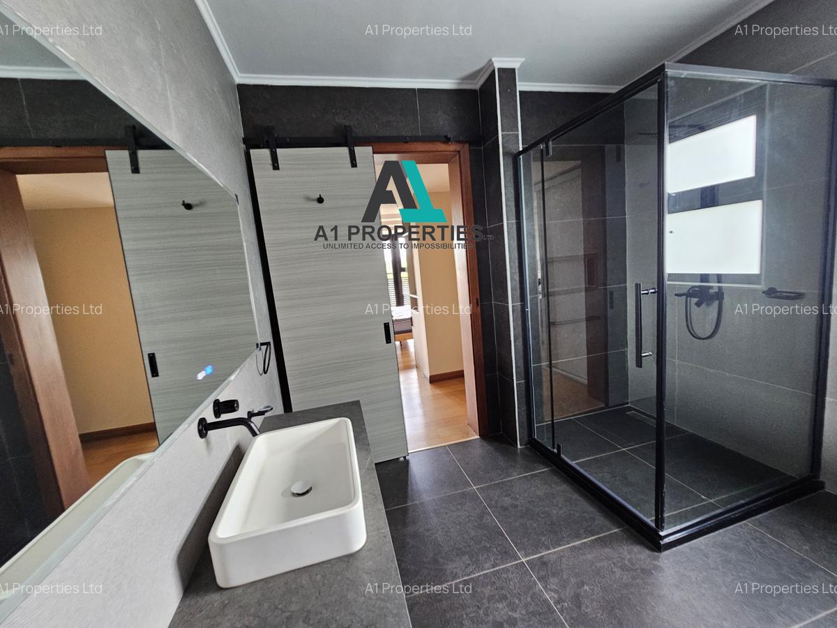 4 Bed Townhouse with En Suite in Lavington - 13