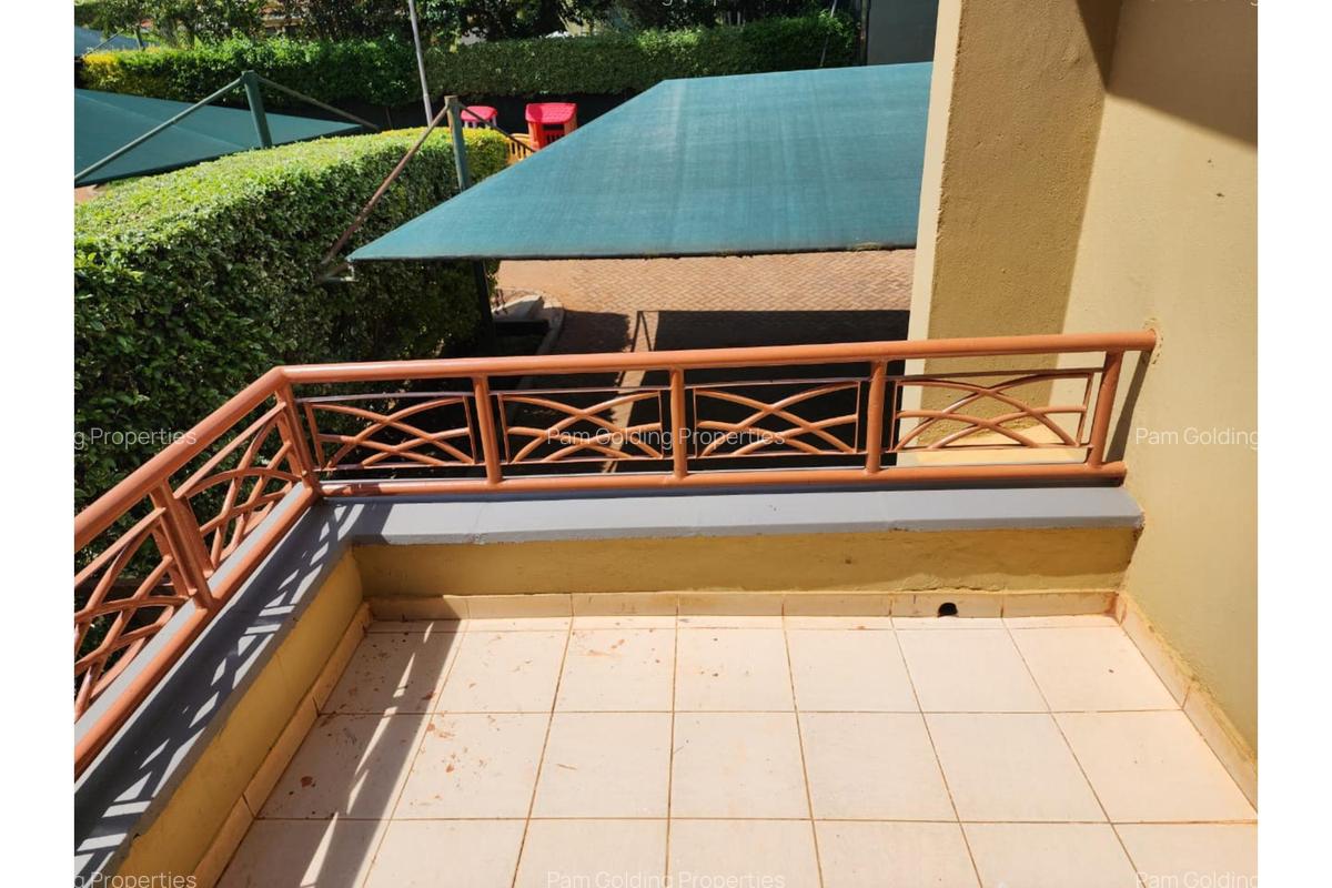 4 Bed House with En Suite at Runda Ridge - 15
